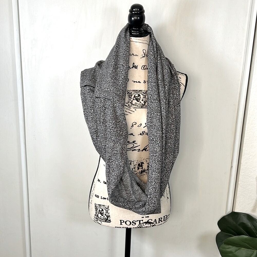 Lululemon Four Way Stretch Vinyasa Wrap